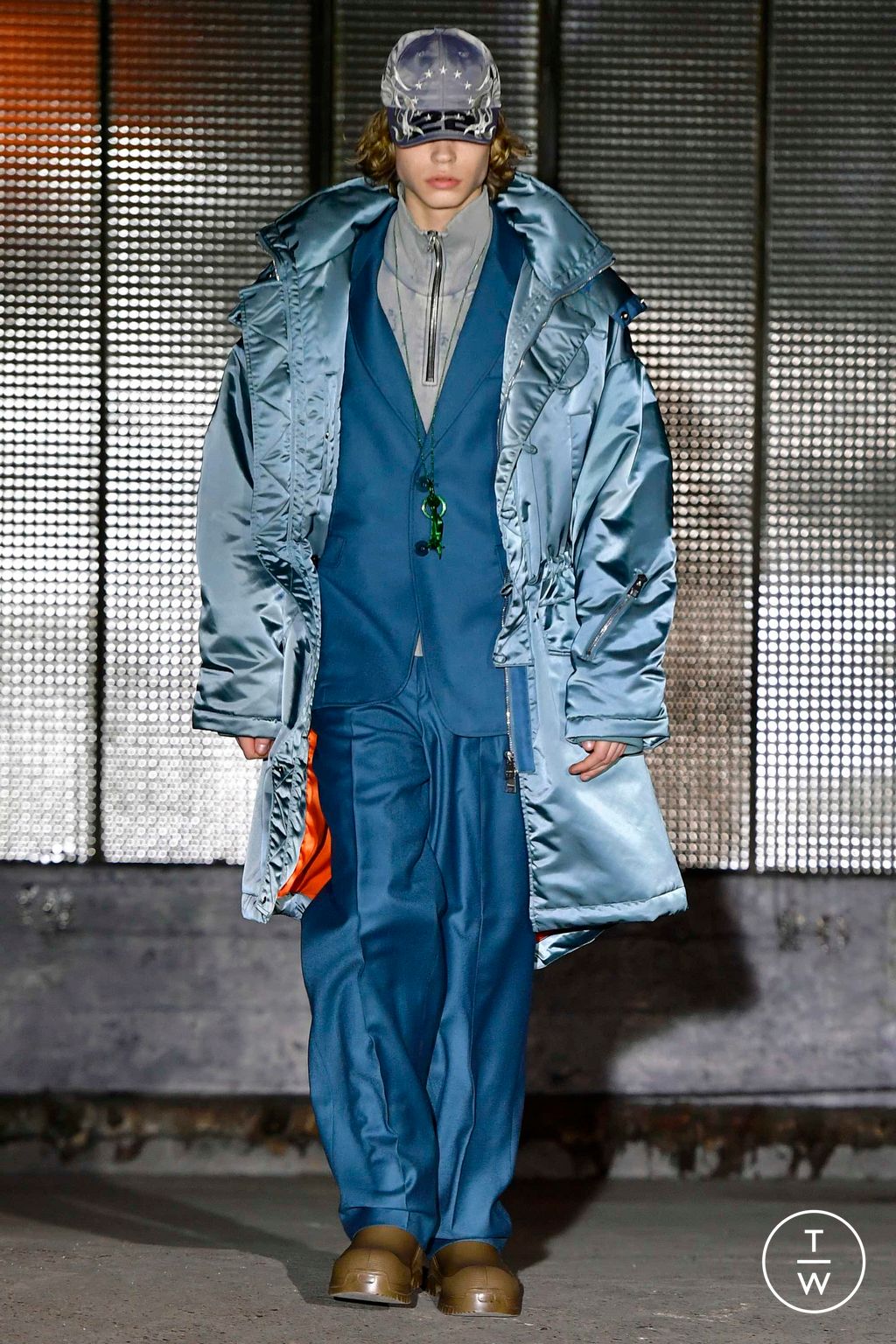 Fashion Week Paris Fall/Winter 2023 look 24 from the Études collection menswear