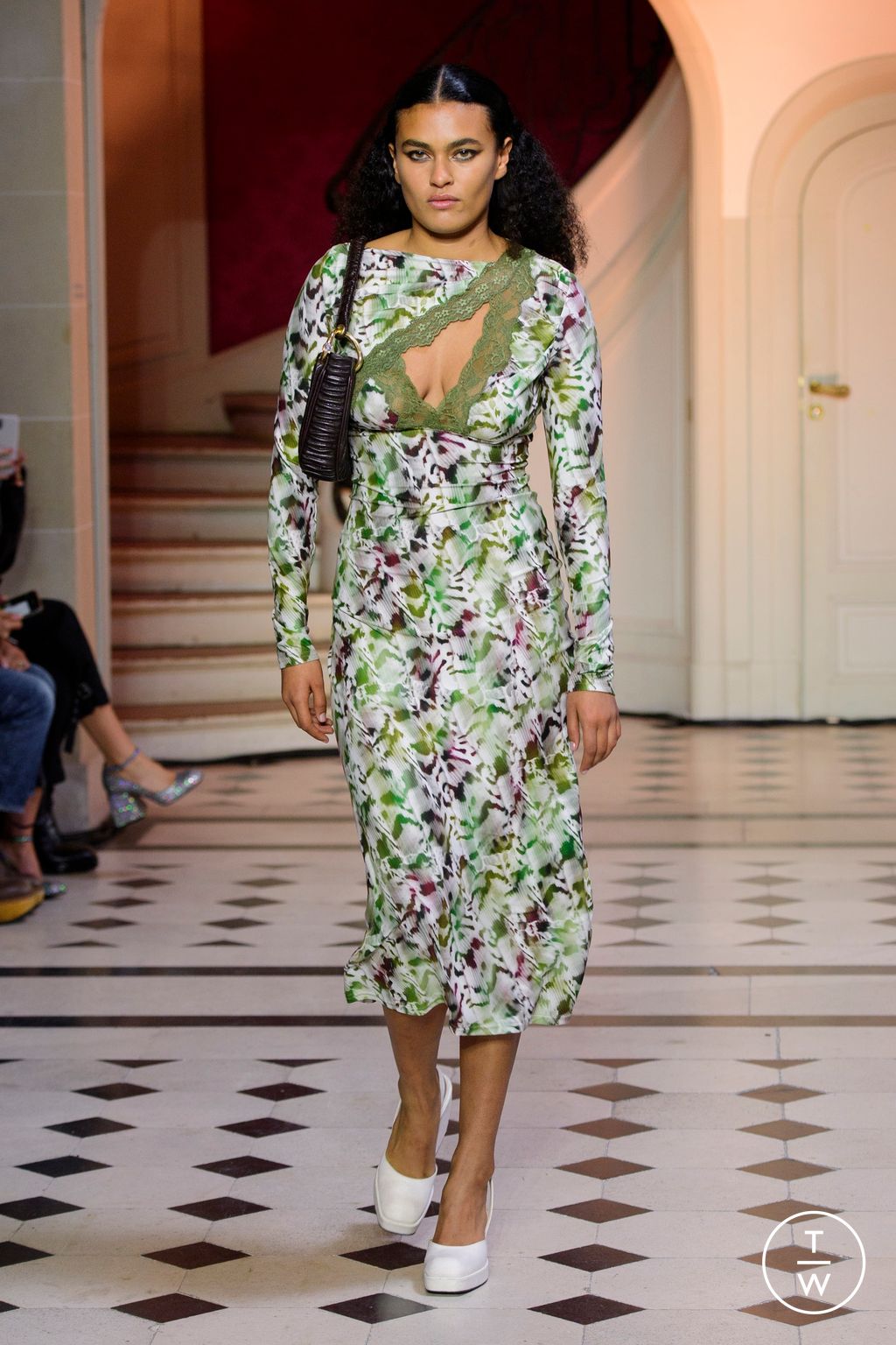 Fashion Week Paris Spring/Summer 2023 look 2 from the Vaillant collection womenswear