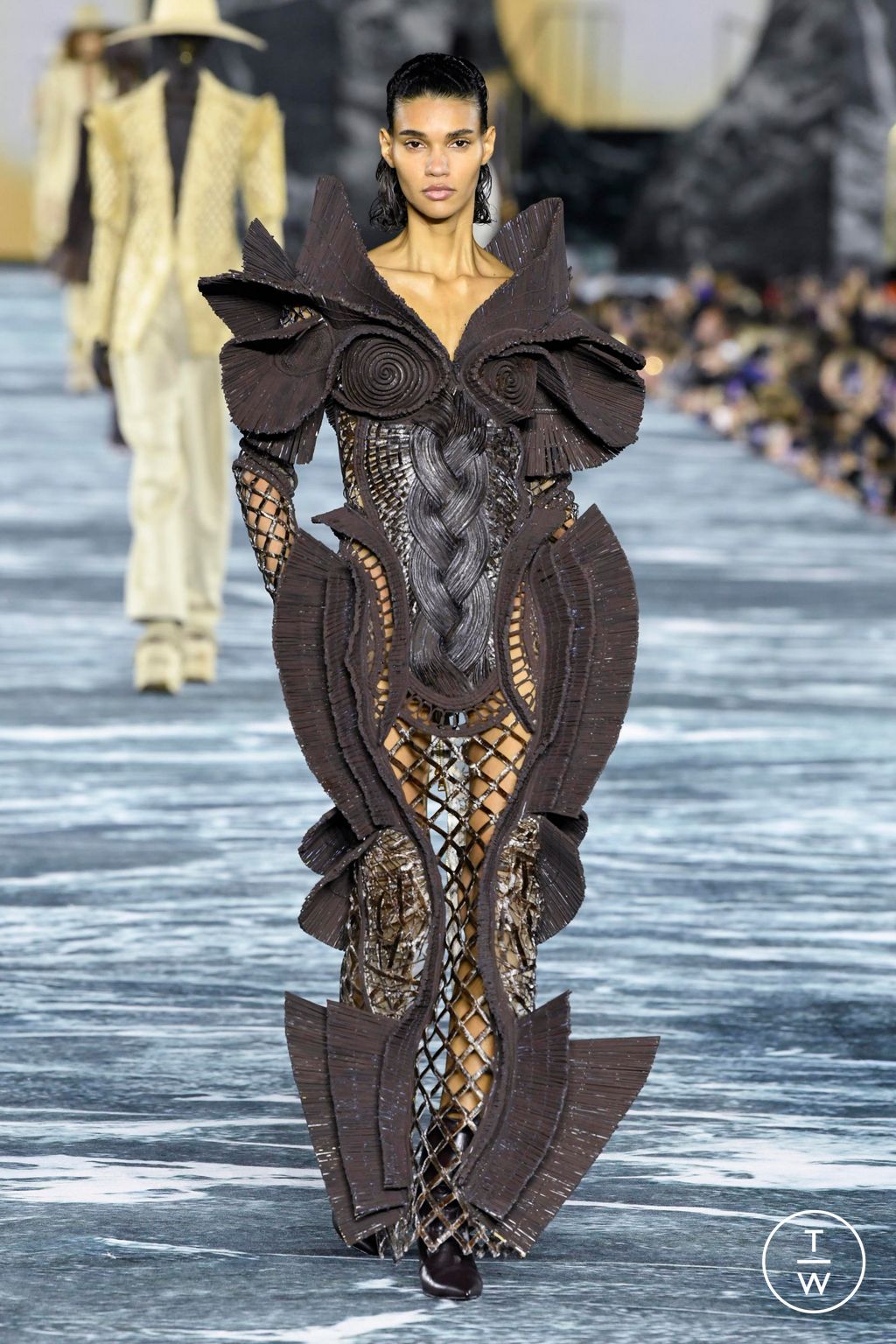 Fashion Week Paris Spring/Summer 2023 look 4 from the Balmain collection 女装