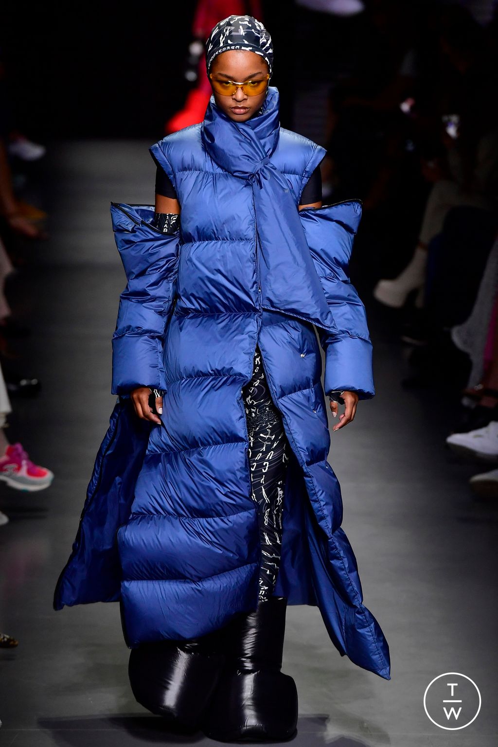 Fashion Week Milan Spring/Summer 2023 look 20 de la collection BUDAPEST SELECT womenswear