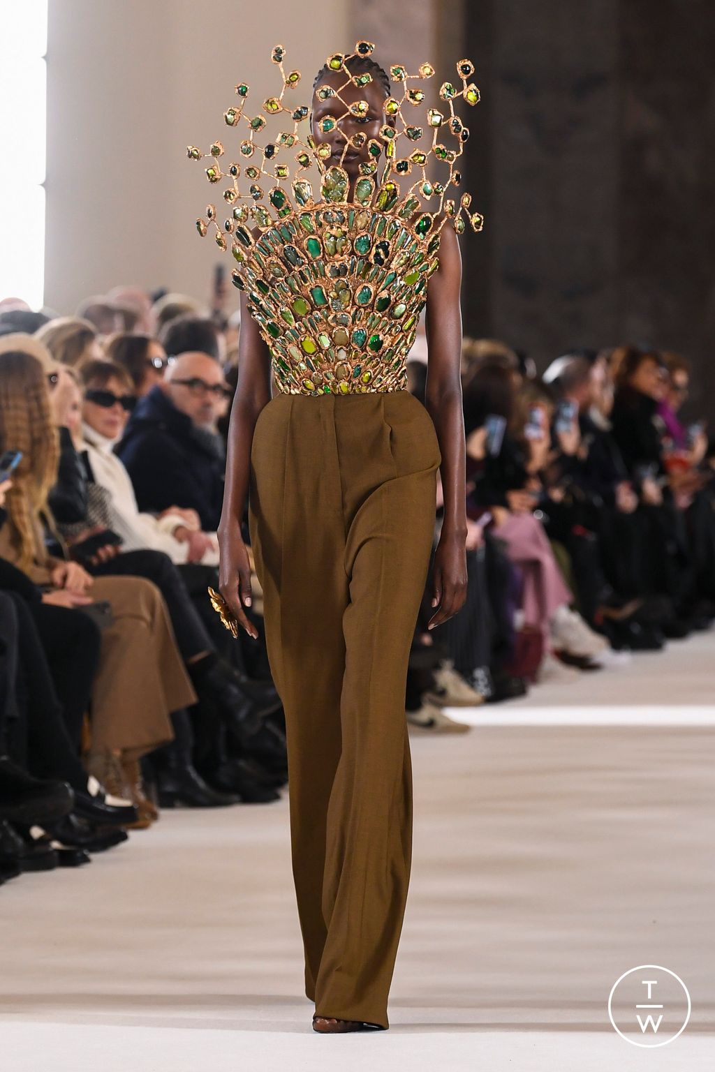 Fashion Week Paris Spring/Summer 2023 look 22 from the Schiaparelli collection couture