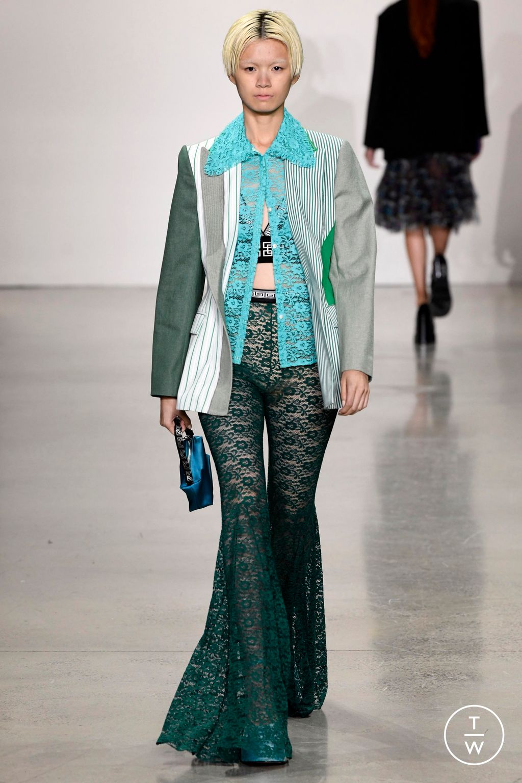 Fashion Week New York Spring/Summer 2023 look 39 from the Vivienne Tam collection womenswear