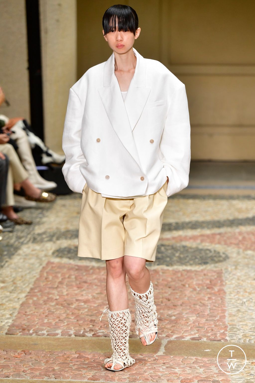 Fashion Week Milan Spring/Summer 2023 look 6 from the Calcaterra collection 女装