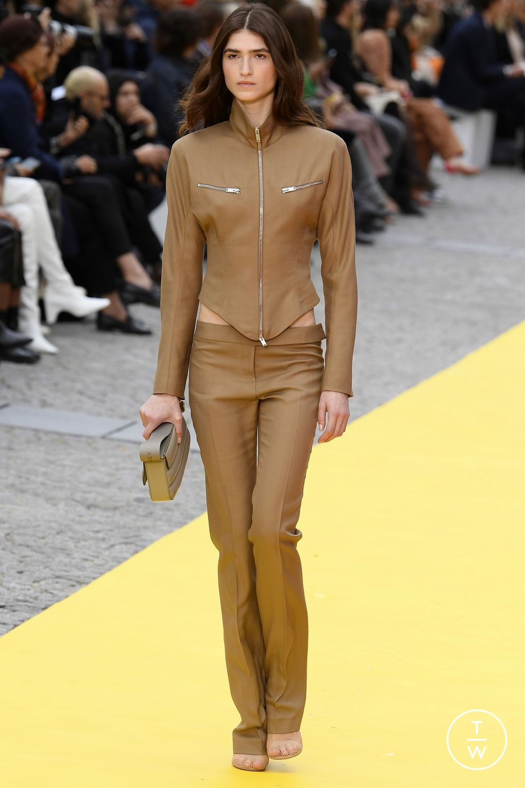 Fashion Week Paris Spring/Summer 2023 look 11 de la collection Stella McCartney womenswear