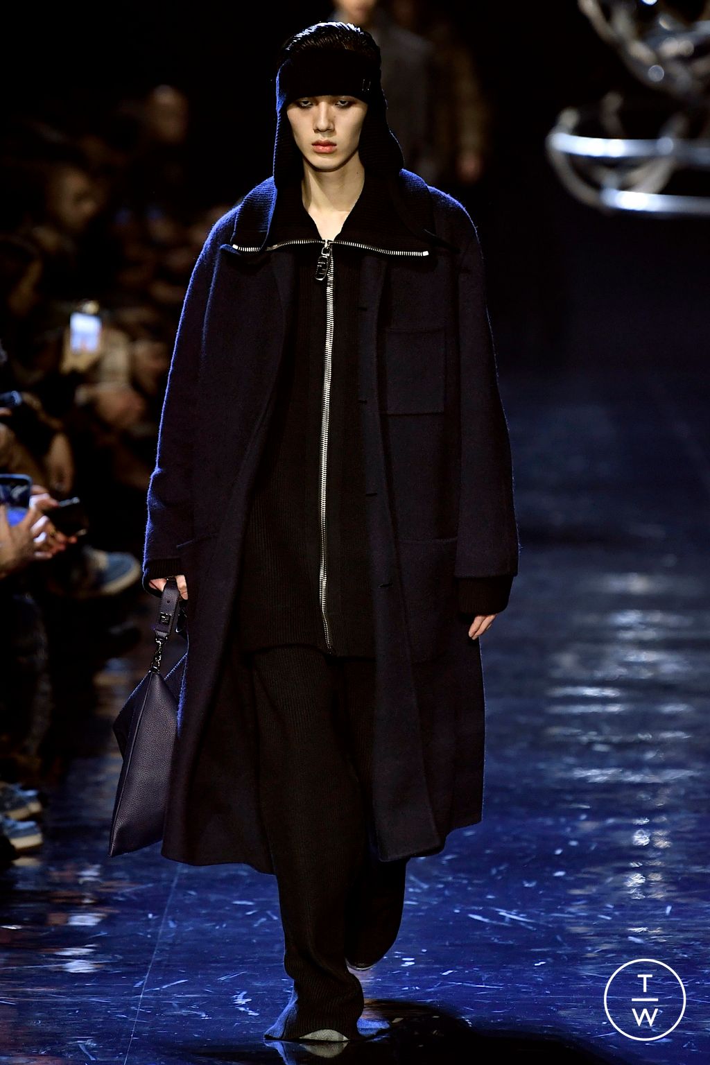 Fashion Week Milan Fall/Winter 2023 look 26 from the Fendi collection menswear