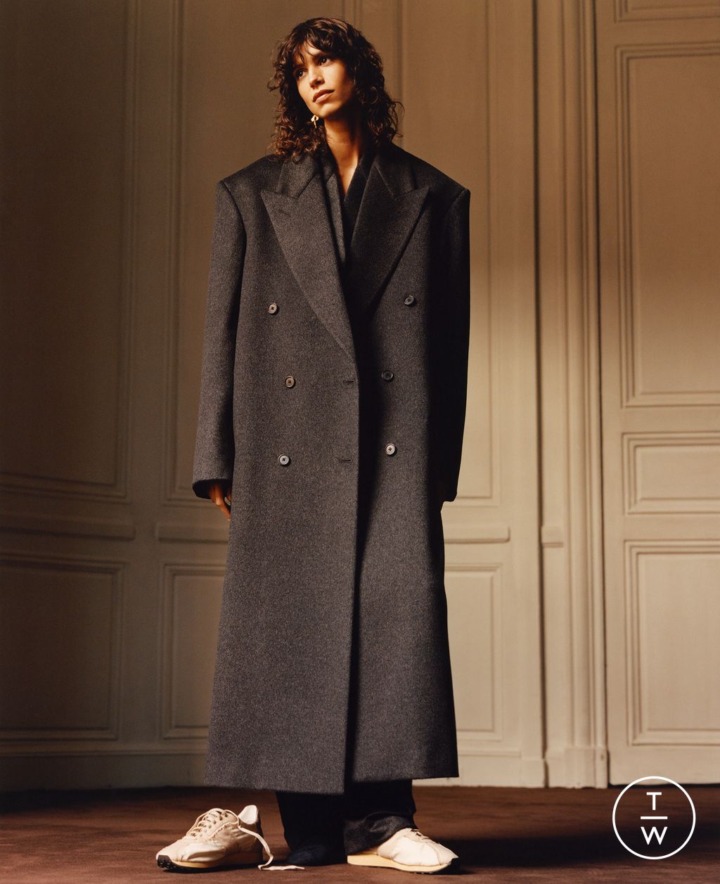 Fashion Week Paris Fall/Winter 2024 look 7 de la collection The Row womenswear