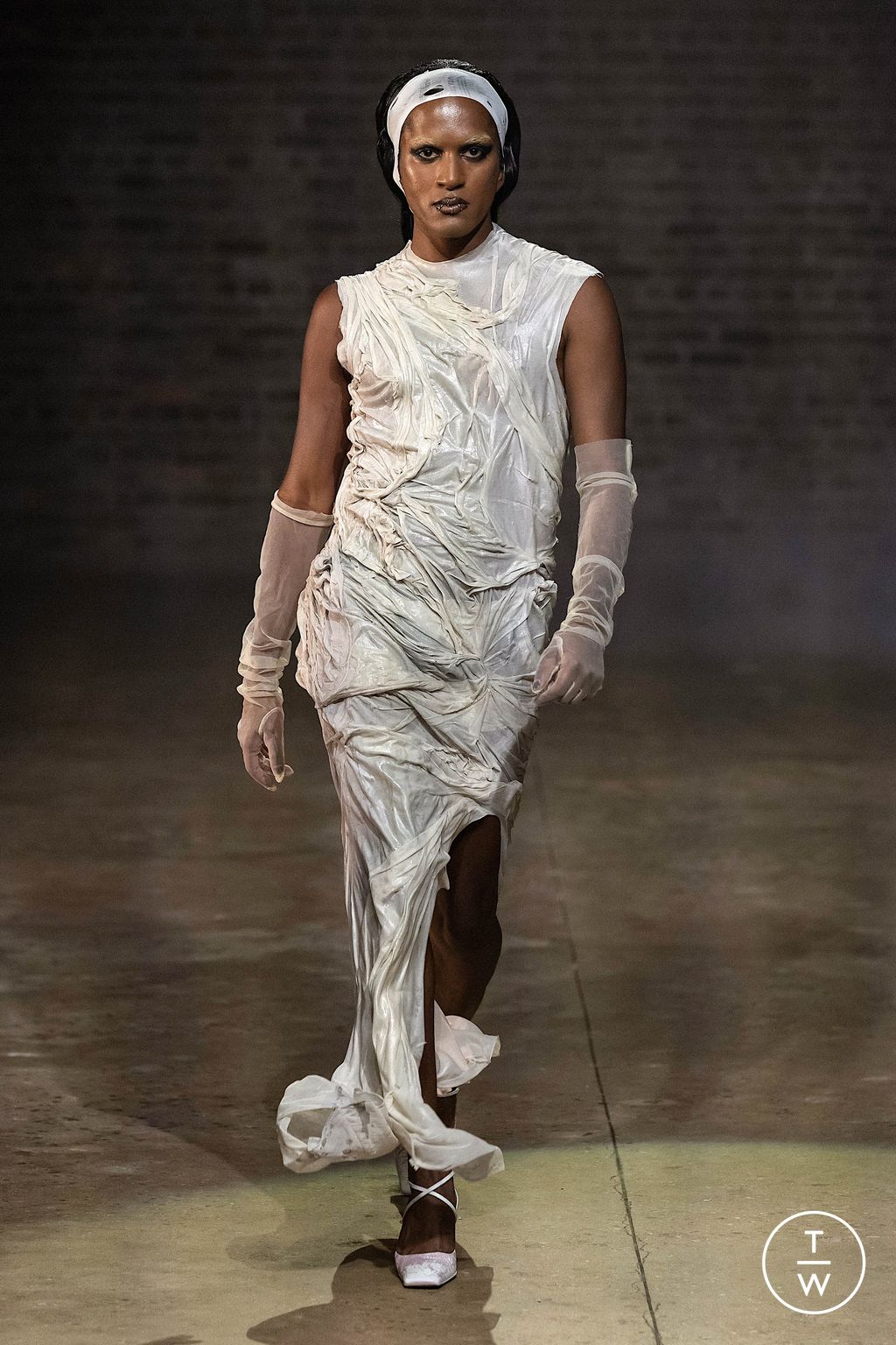 Fashion Week New York Spring/Summer 2023 look 30 from the Elena Velez collection 女装