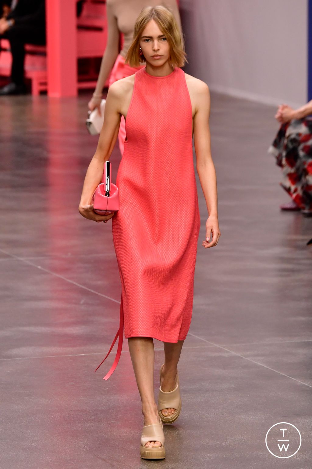 Fashion Week Milan Spring/Summer 2023 look 53 from the Fendi collection 女装