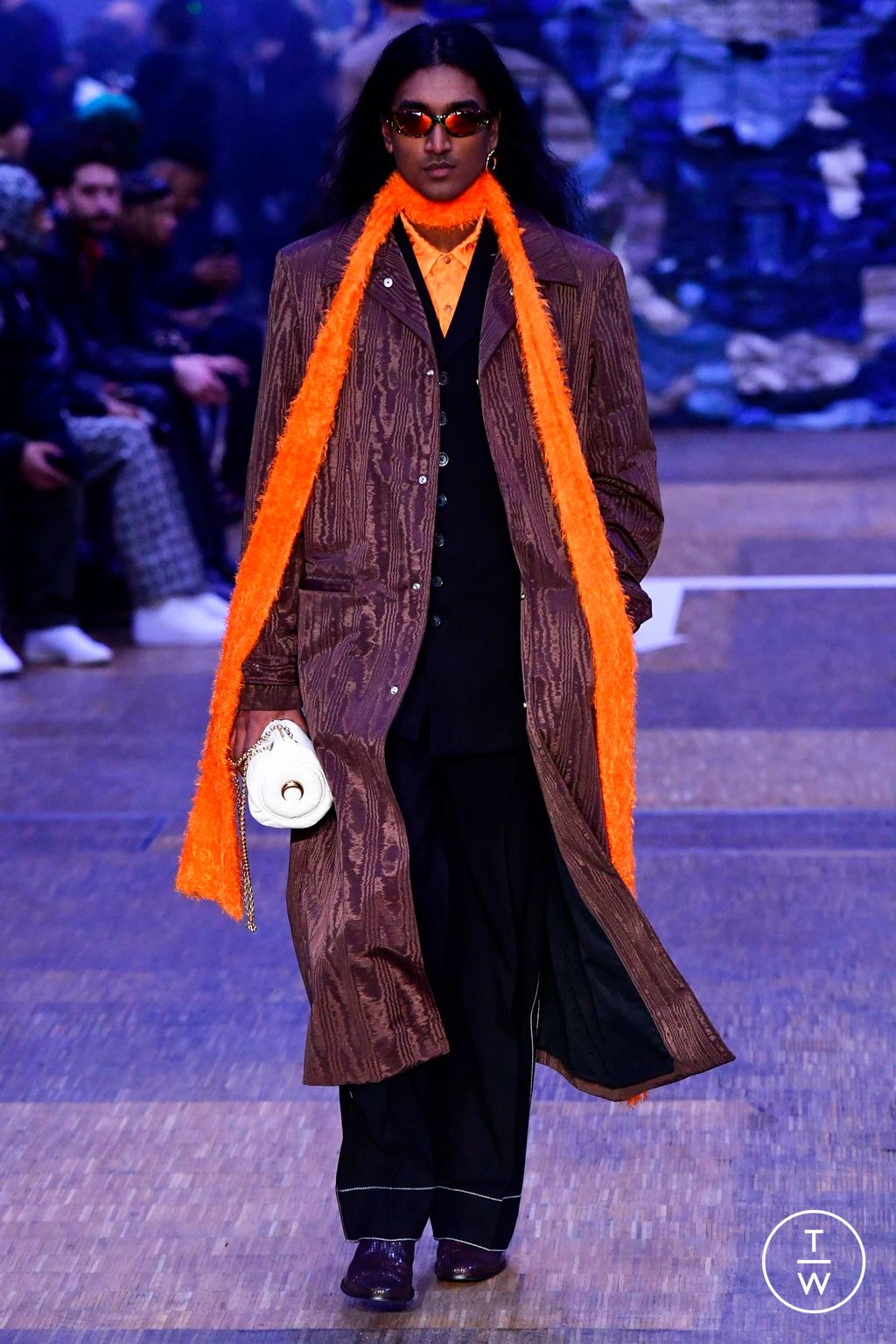 Fashion Week Paris Fall/Winter 2023 look 37 from the Marine Serre collection 男装