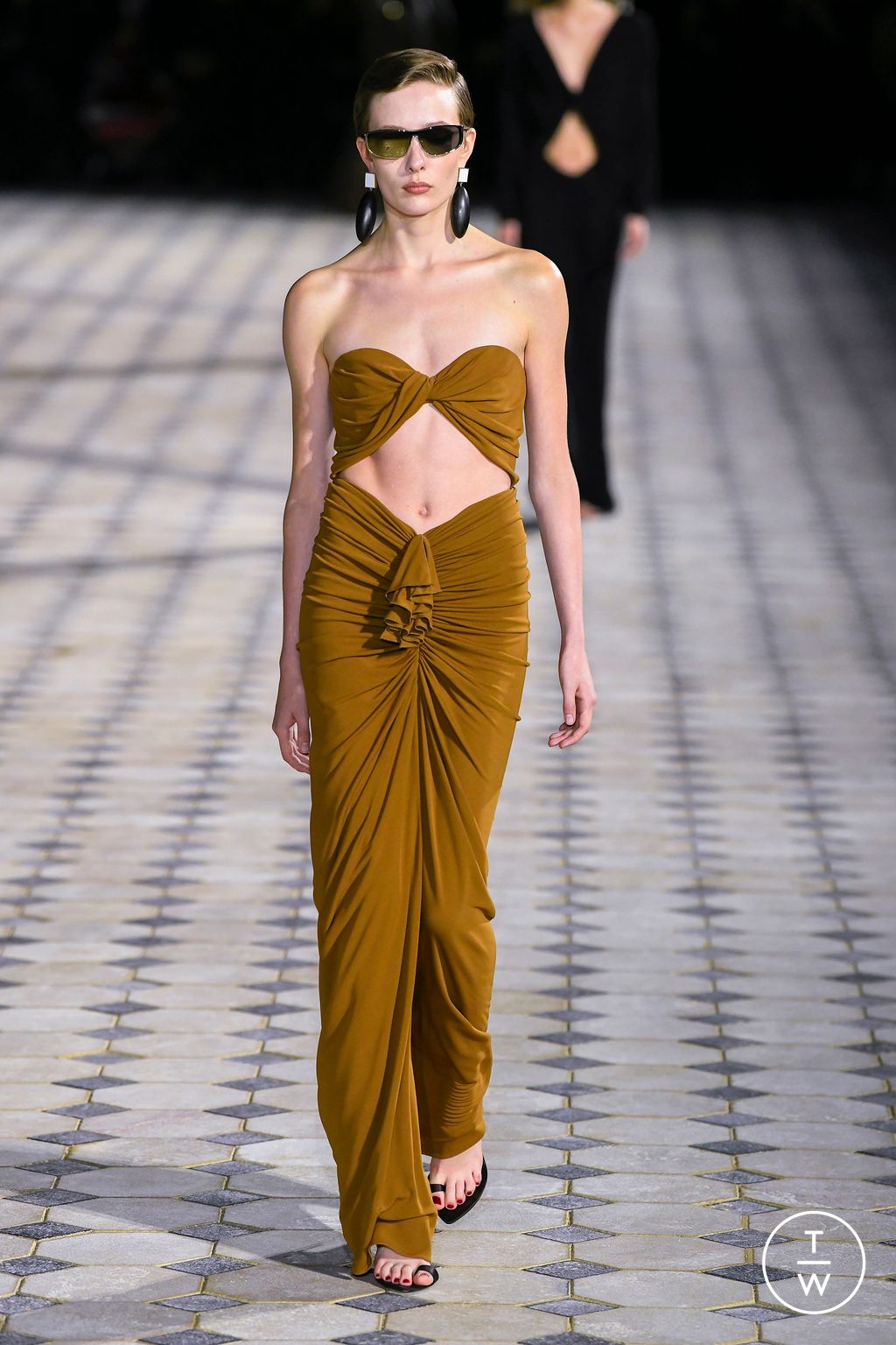 Fashion Week Paris Spring/Summer 2023 look 12 from the Saint Laurent collection womenswear