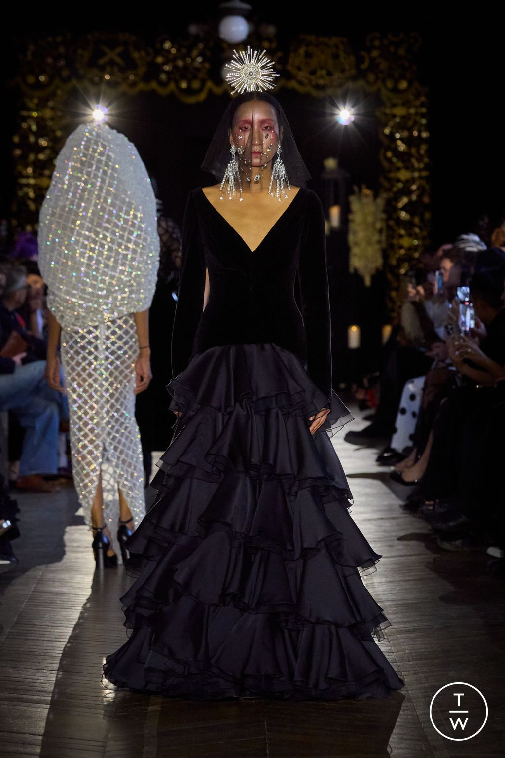 Fashion Week Paris Fall/Winter 2025 look 20 de la collection Juana Martin couture