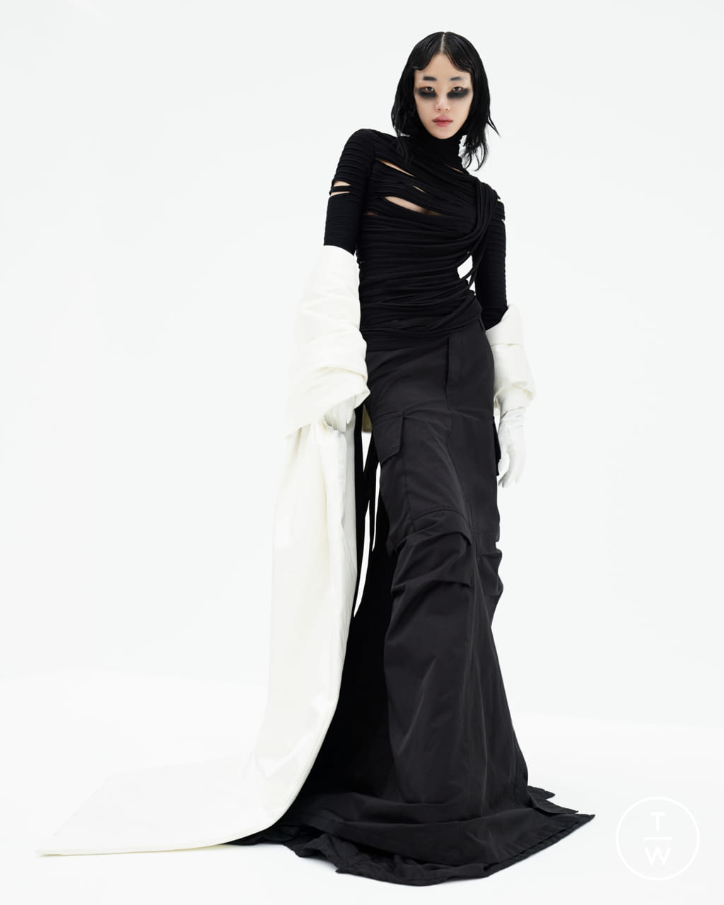 Marc Jacobs SS22 womenswear #8 - The Fashion Search Engine - TAGWALK