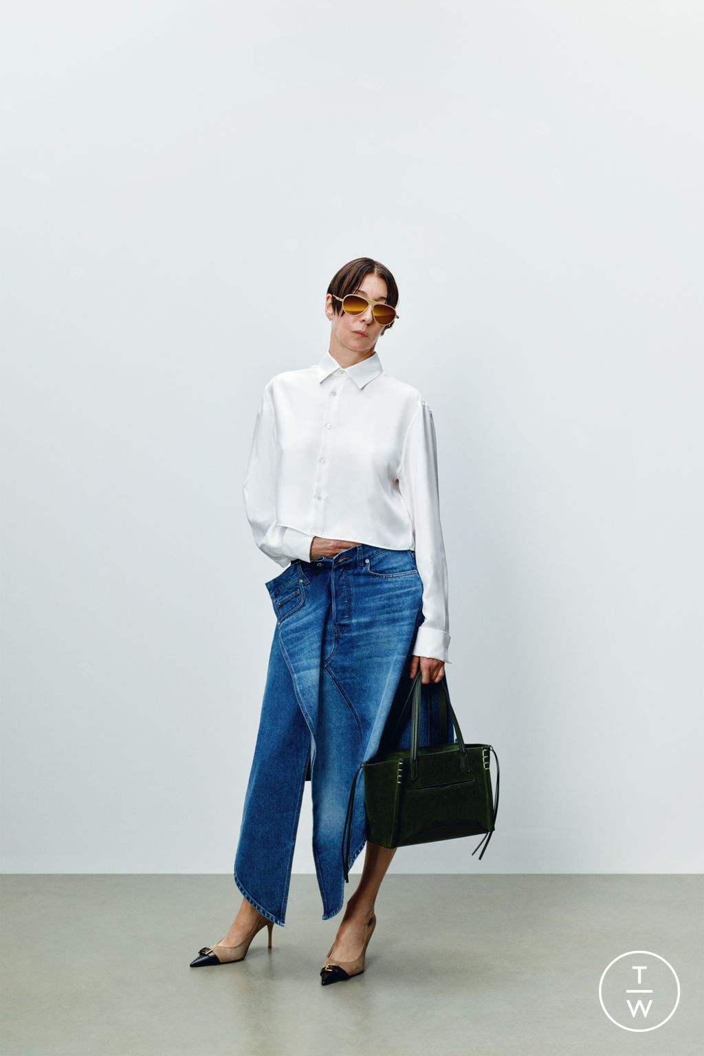 Fashion Week Paris Fall/Winter 2026 look 80 from the JW Anderson collection womenswear