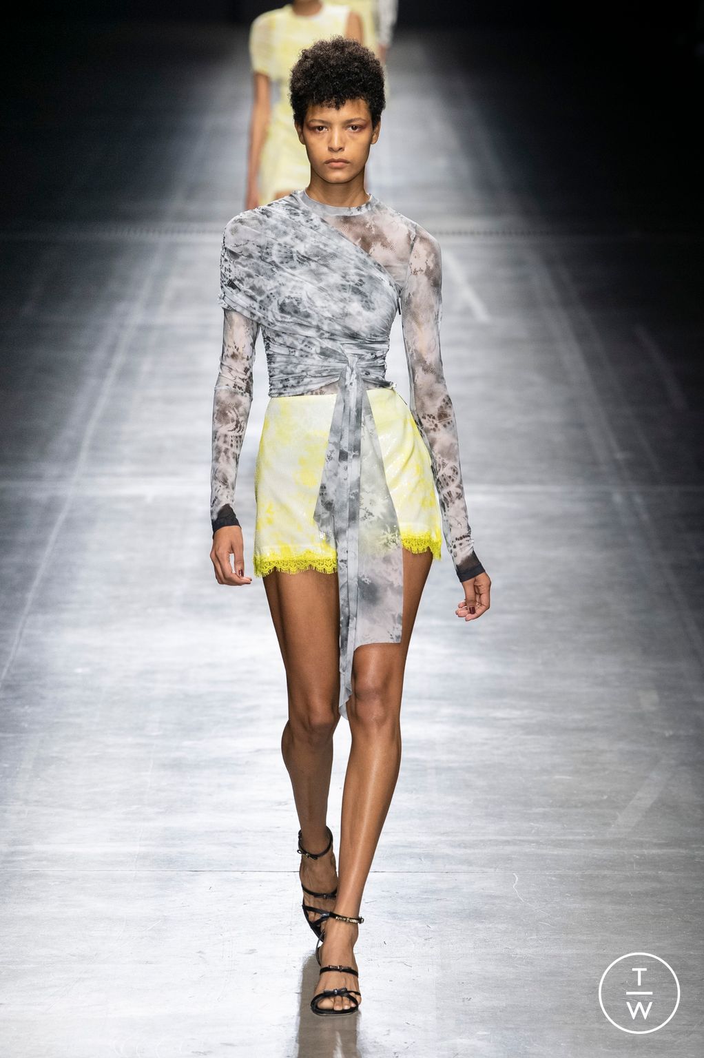 Fashion Week Milan Spring/Summer 2023 look 16 de la collection MSGM womenswear