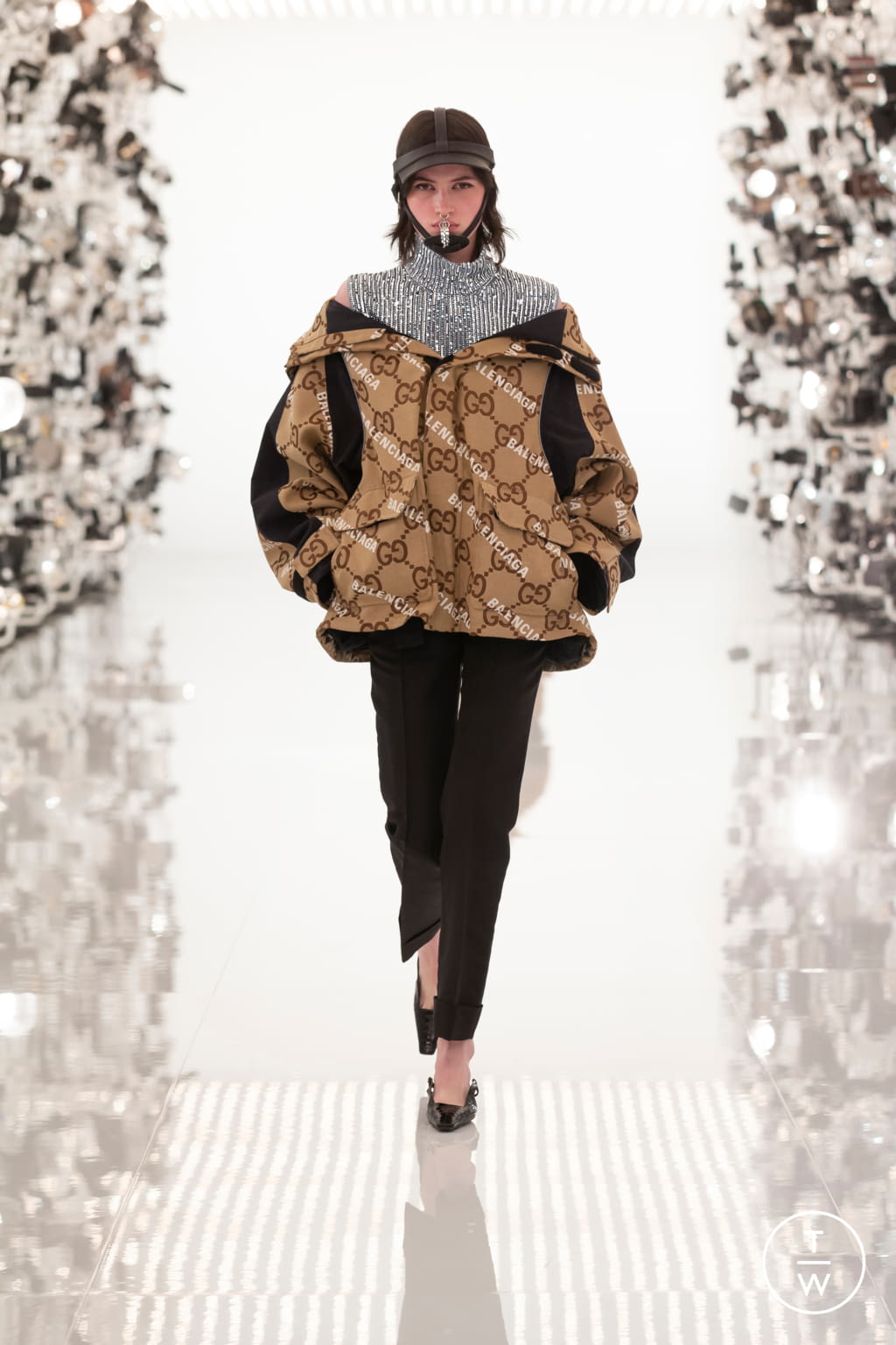 Fashion Week Milan Fall/Winter 2021 look 81 from the Gucci collection 女装