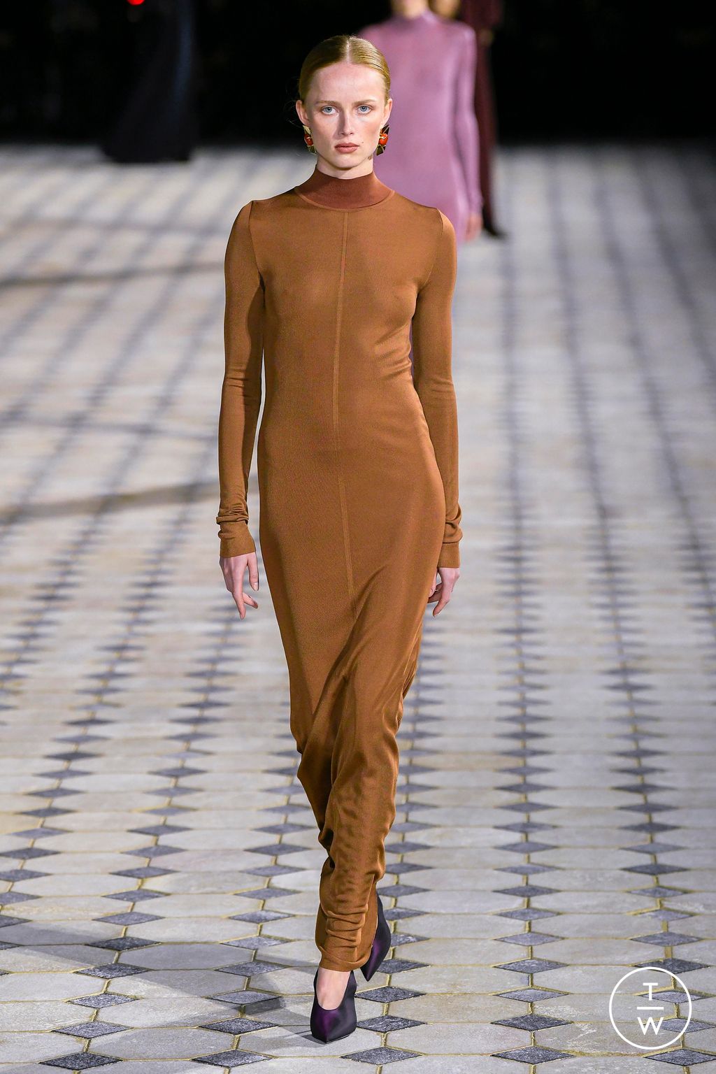 Fashion Week Paris Spring/Summer 2023 look 29 from the Saint Laurent collection womenswear