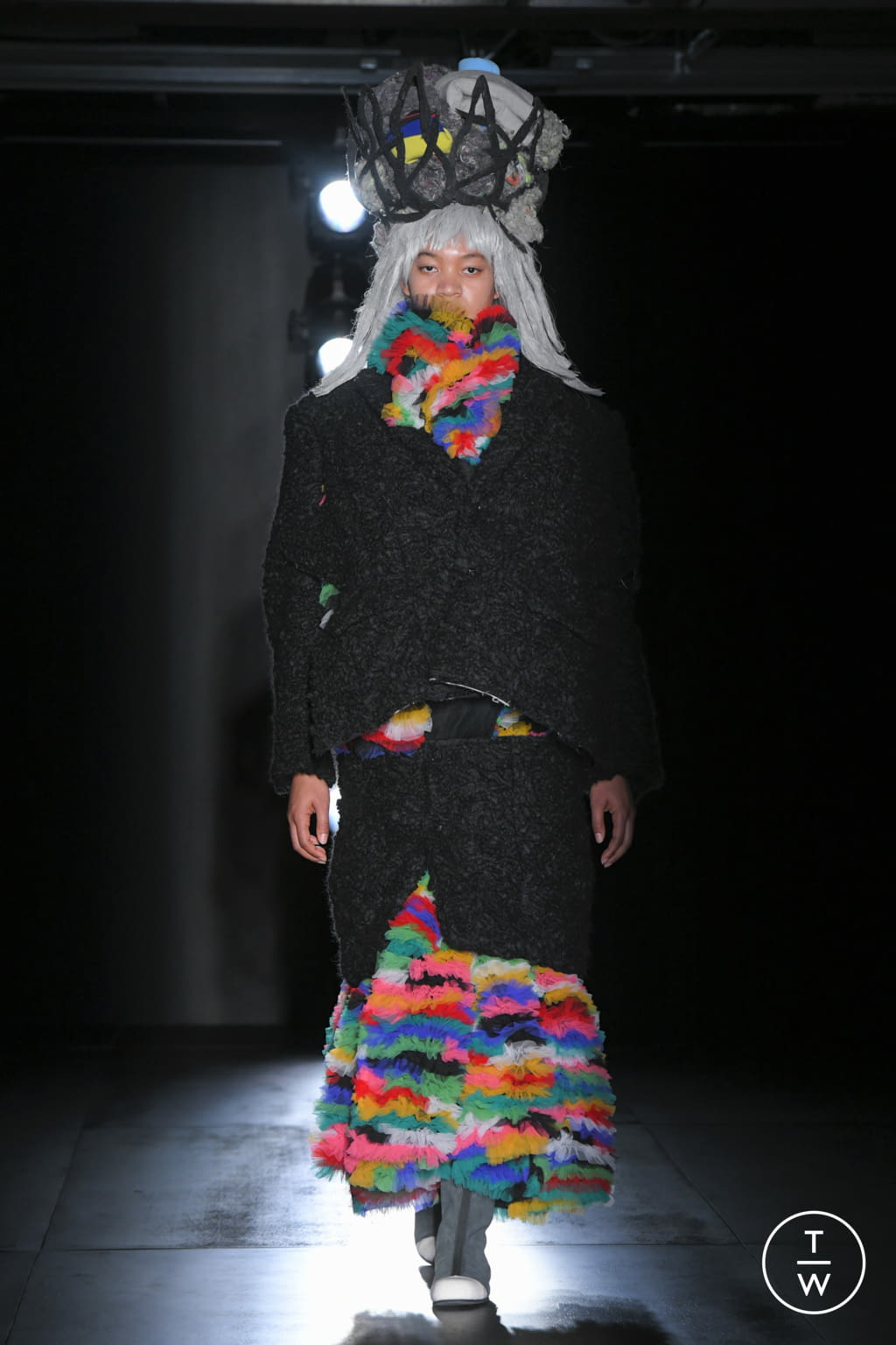 Fashion Week Paris Fall/Winter 2022 look 5 from the Comme des Garçons collection womenswear