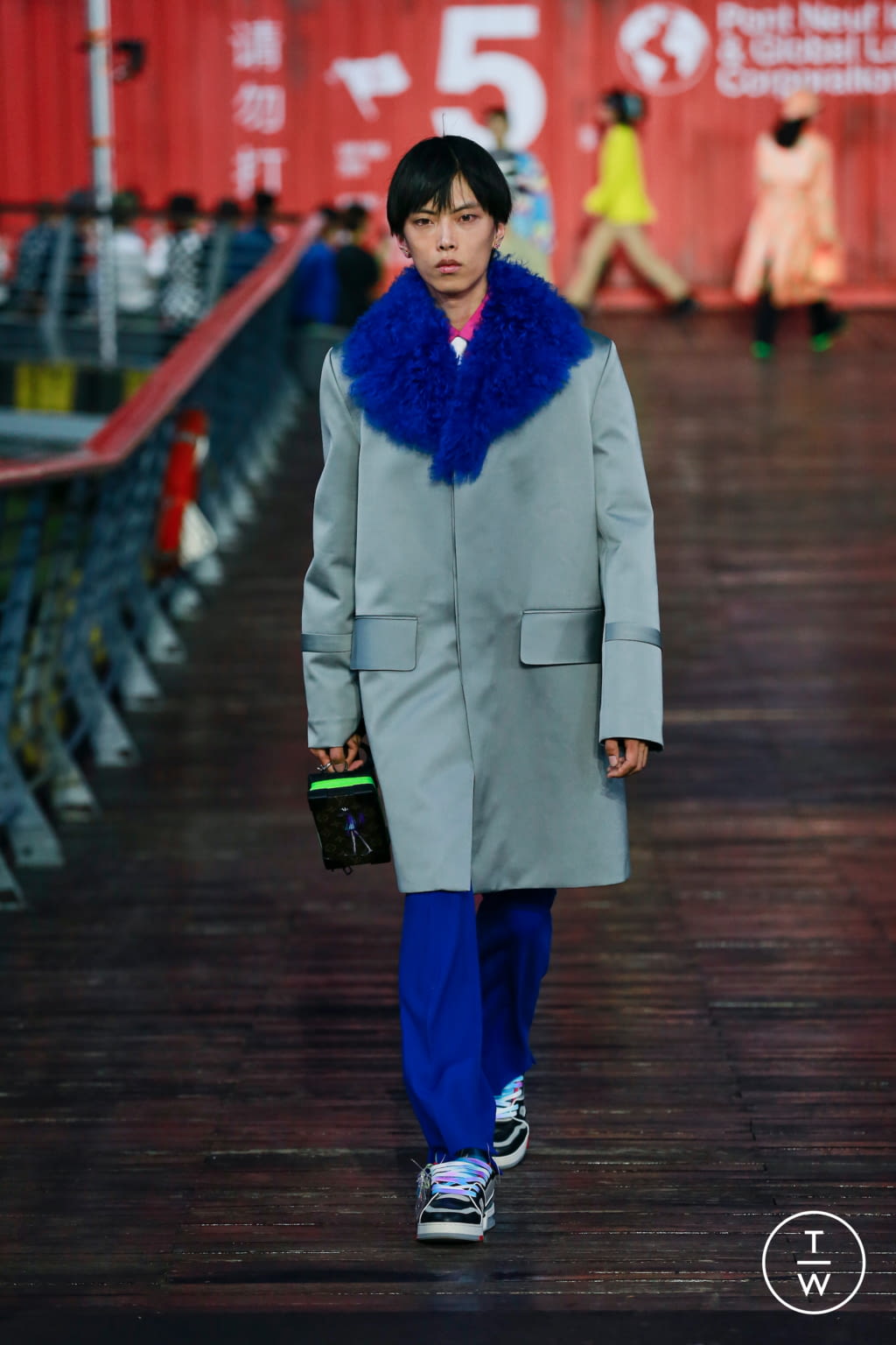 Fashion Week Paris Spring/Summer 2021 look 43 from the Louis Vuitton collection menswear