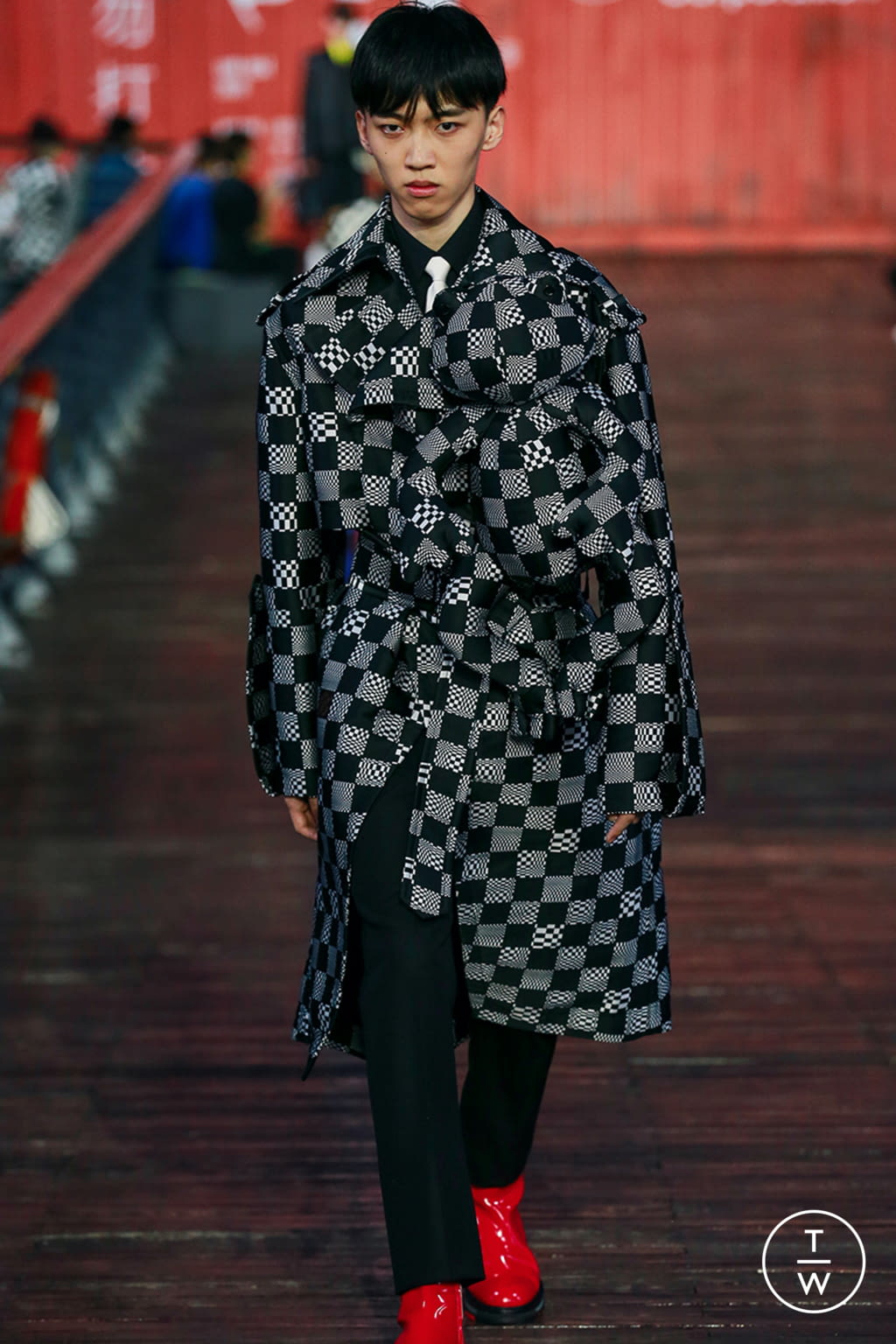 Fashion Week Paris Spring/Summer 2021 look 51 from the Louis Vuitton collection menswear