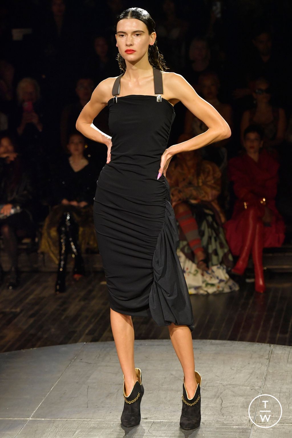 Fashion Week Paris Spring/Summer 2023 look 38 de la collection Andreas Kronthaler for Vivienne Westwood womenswear
