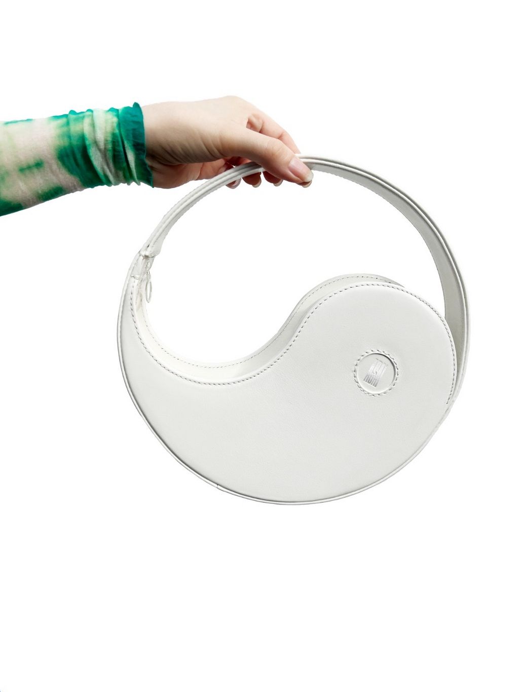 Fashion Week London Fall/Winter 2023 look 2 from the Asai collection womenswear accessories