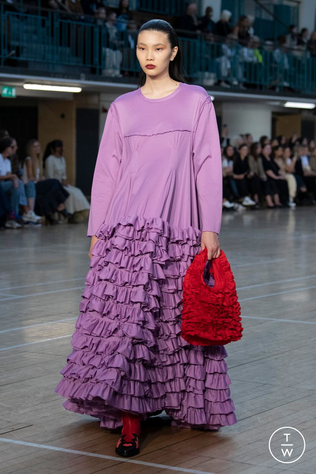 Fashion Week London Spring/Summer 2023 look 21 from the Molly Goddard collection womenswear