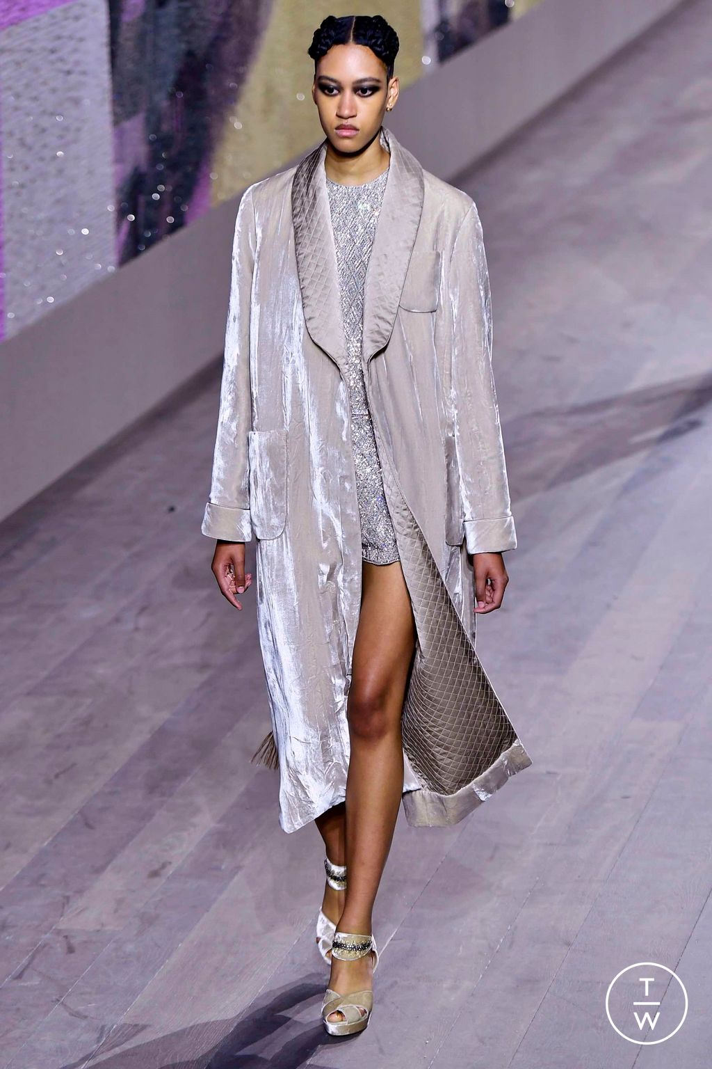 Fashion Week Paris Spring/Summer 2023 look 33 from the Christian Dior collection couture