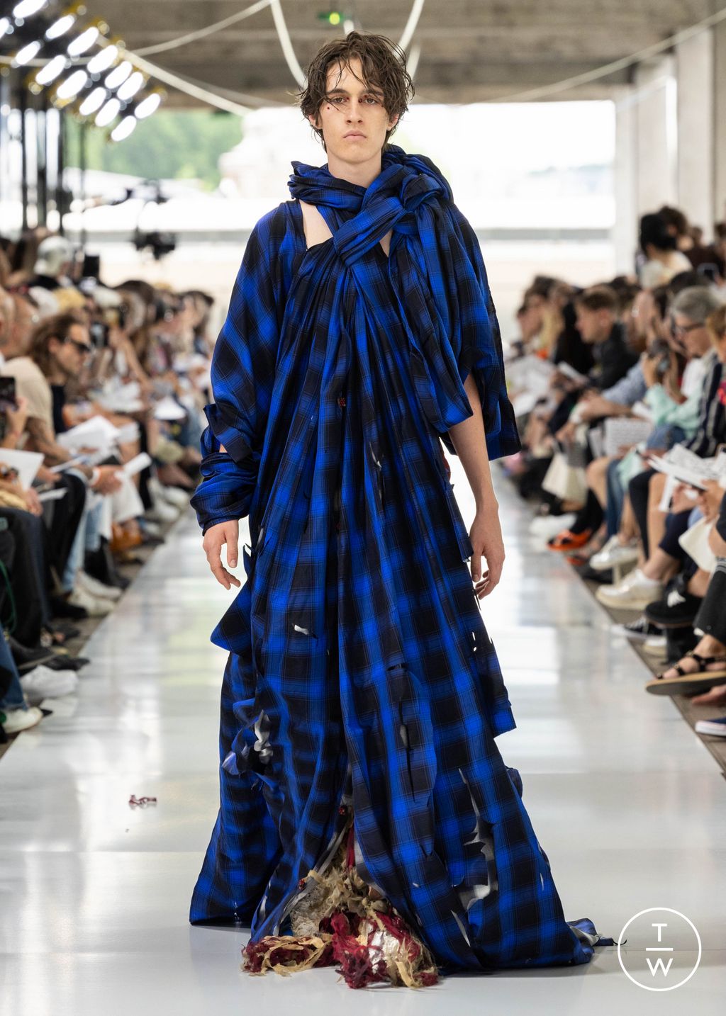 Fashion Week Paris Spring/Summer 2024 look 84 de la collection IFM PARIS menswear