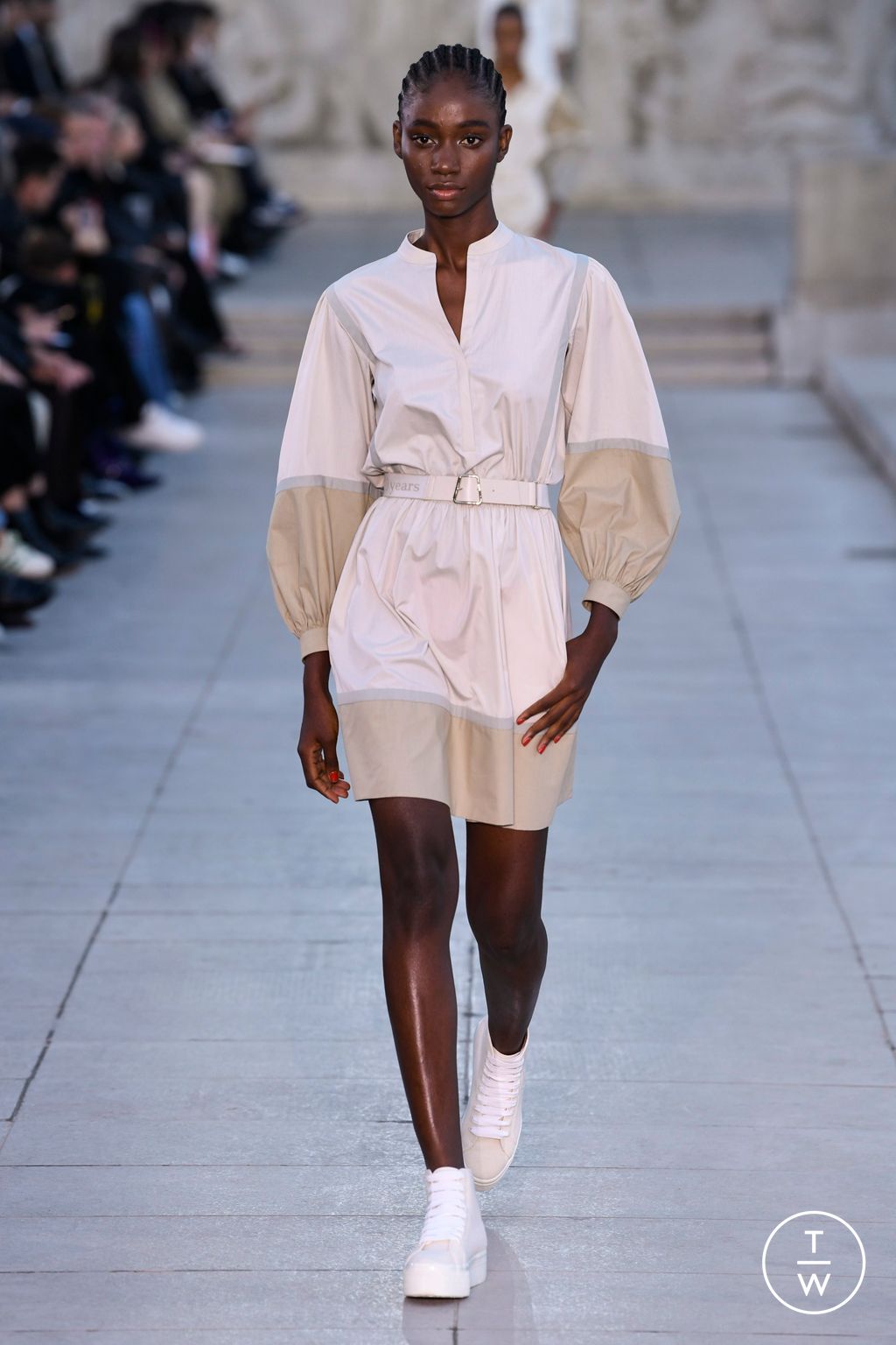 Fashion Week Paris Spring/Summer 2023 look 18 from the Akris collection womenswear