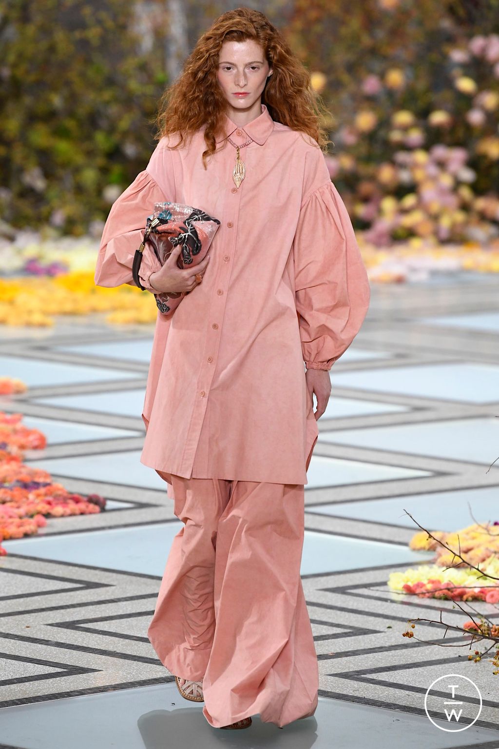 Fashion Week New York Spring/Summer 2023 look 9 from the Ulla Johnson collection womenswear