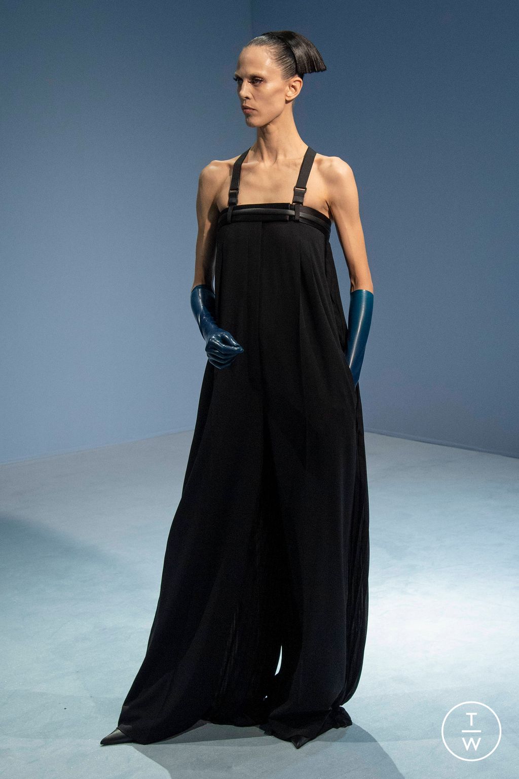 Fashion Week Paris Spring/Summer 2023 look 32 de la collection Jean Paul Gaultier couture