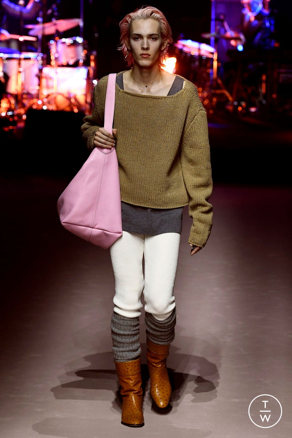 Fashion Week Milan Fall/Winter 2023 look 27 de la collection Gucci menswear