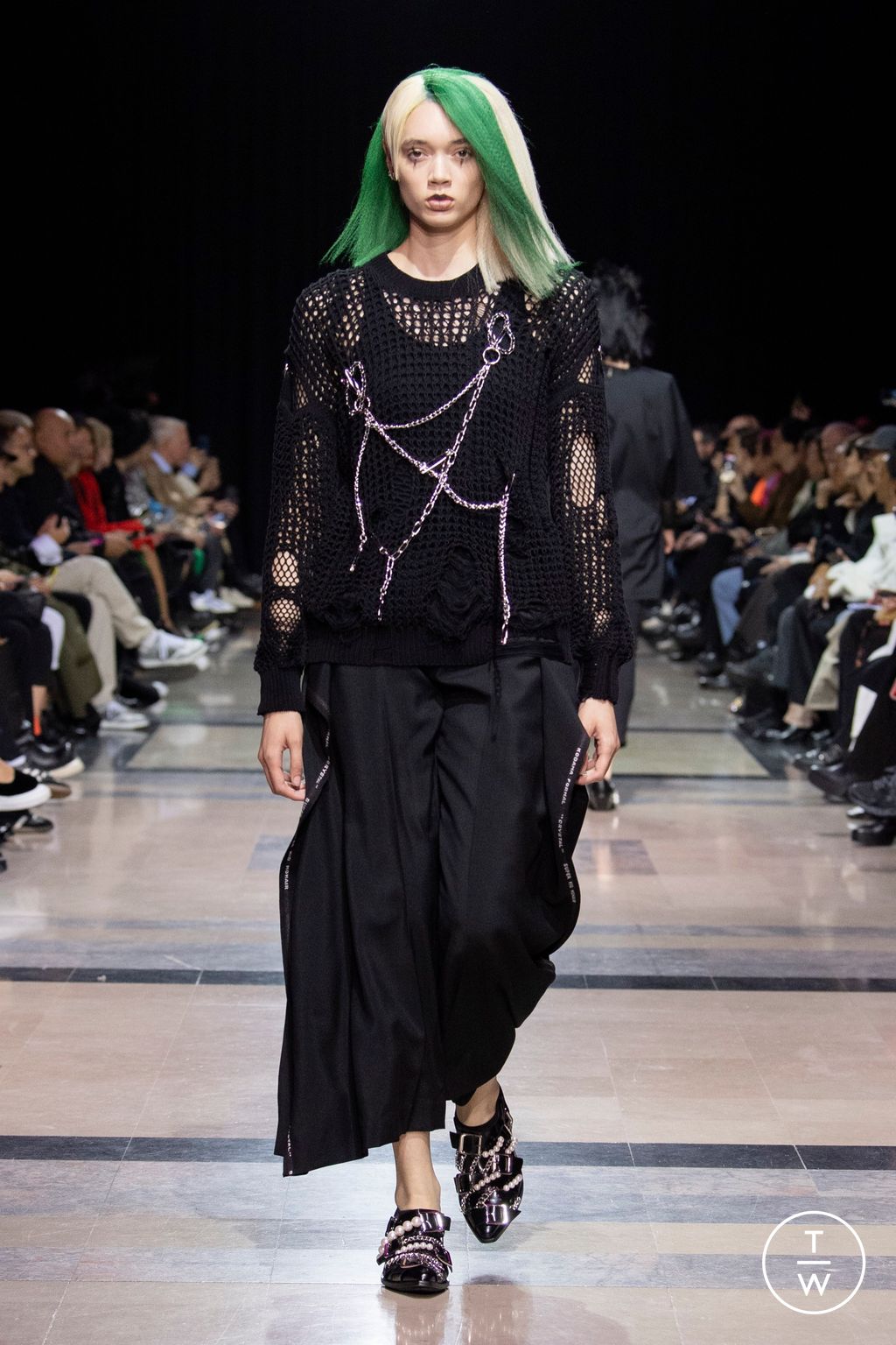 Fashion Week Paris Spring/Summer 2023 look 55 from the Junya Watanabe collection womenswear