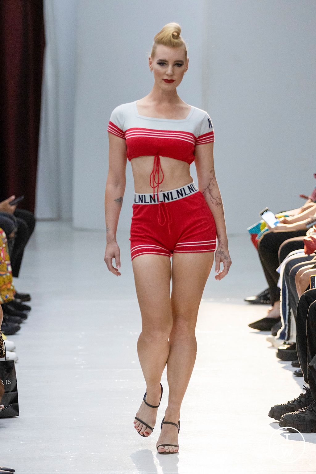 Fashion Week New York Spring/Summer 2023 look 11 de la collection Negris Lebrum womenswear