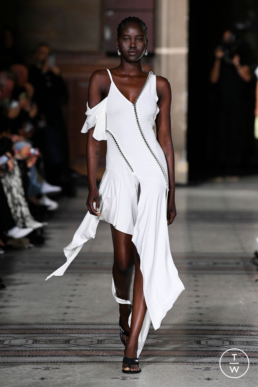 Fashion Week Paris Spring/Summer 2023 look 30 from the Coperni collection womenswear