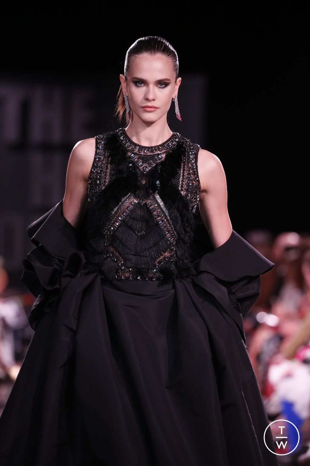Fashion Week New York Fall/Winter 2023 look 15 from the Naeem Khan collection womenswear accessories