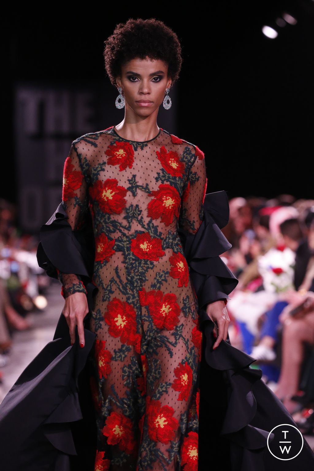 Fashion Week New York Fall/Winter 2023 look 23 from the Naeem Khan collection womenswear accessories