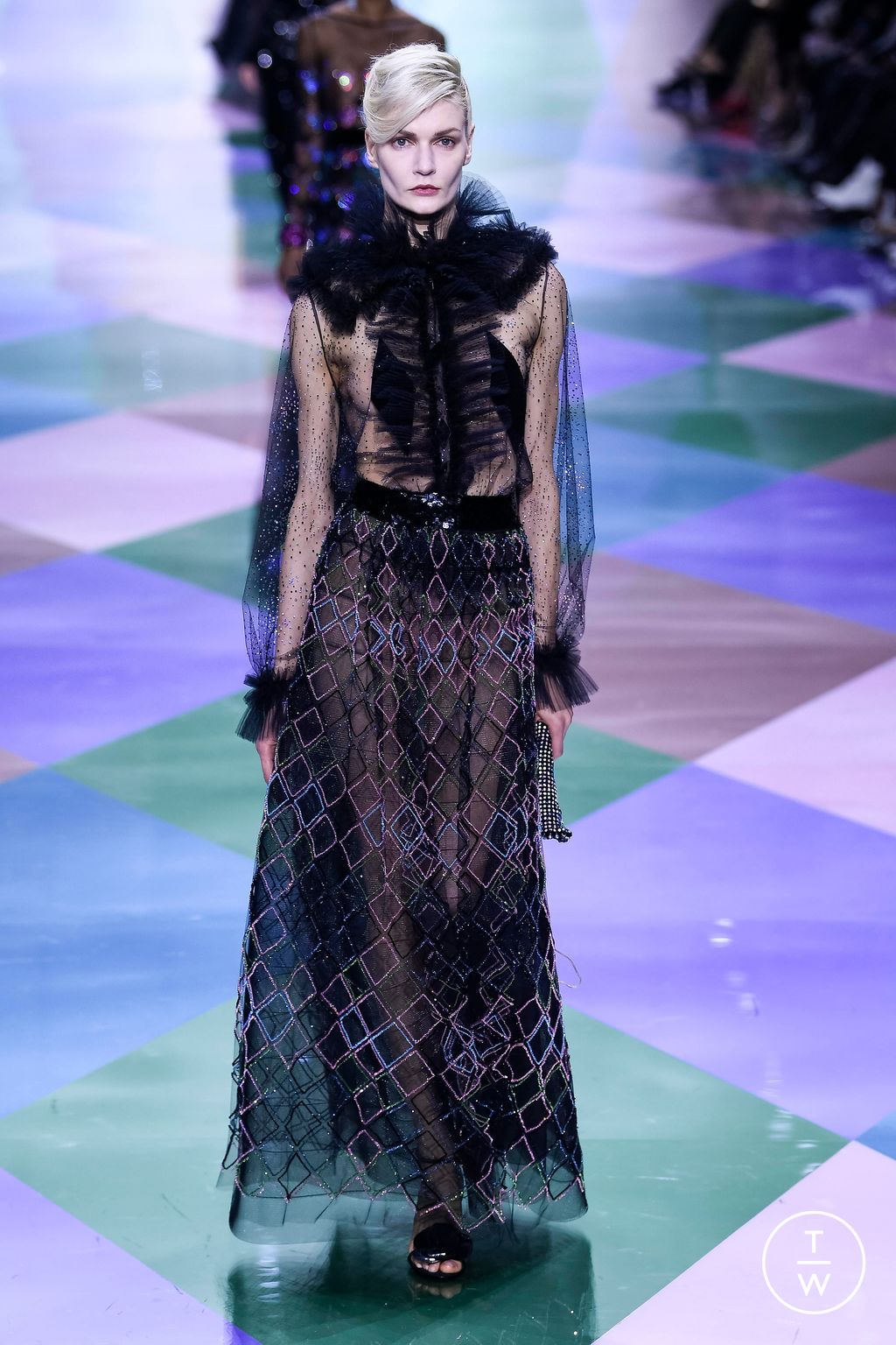 Fashion Week Paris Spring/Summer 2023 look 73 from the Giorgio Armani Privé collection 高级定制