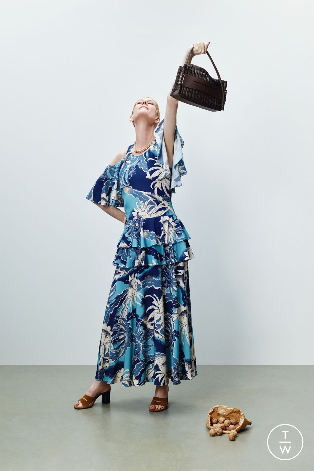 Fashion Week Paris Fall/Winter 2026 look 89 from the JW Anderson collection womenswear