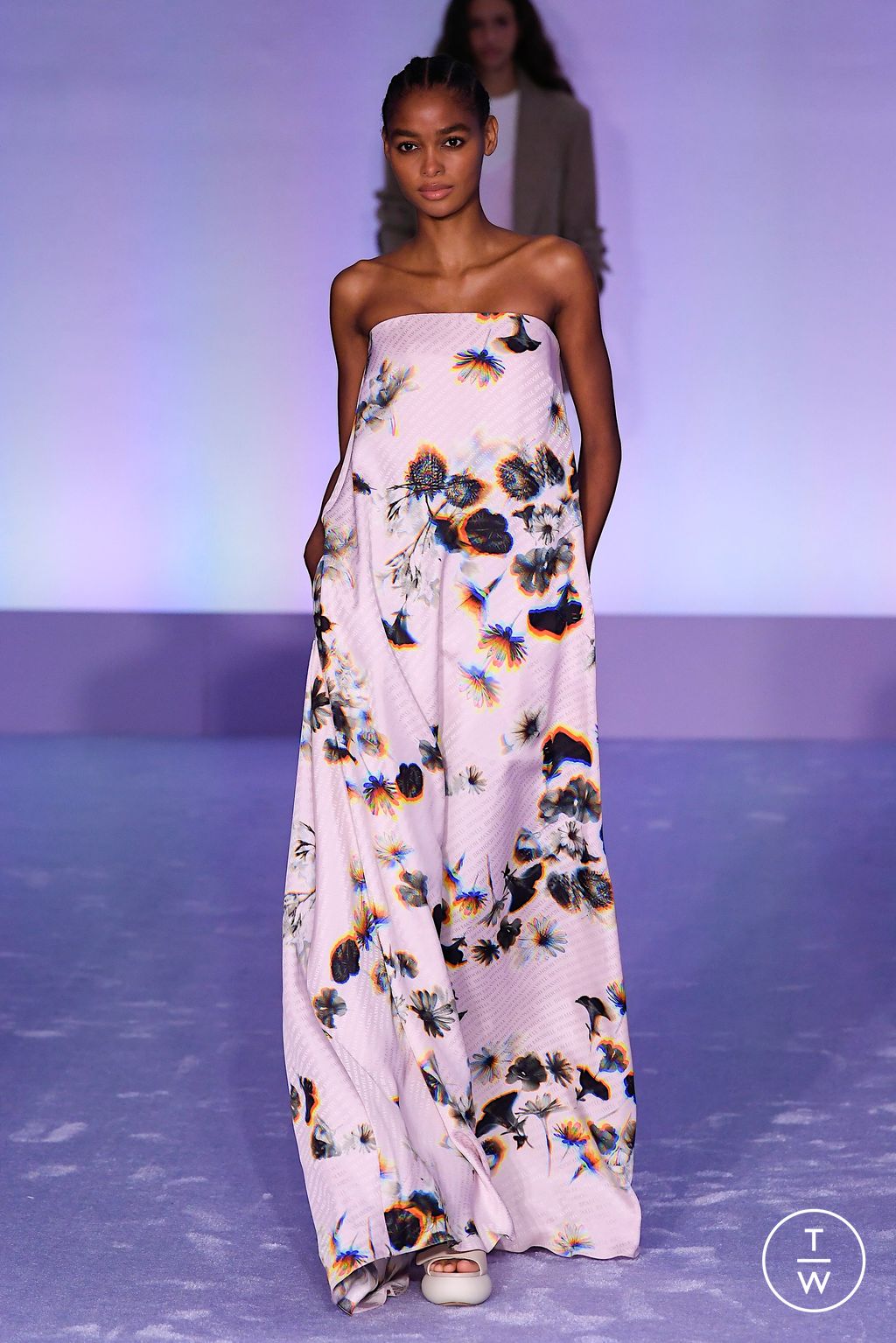 Fashion Week New York Spring/Summer 2023 look 25 from the Brandon Maxwell collection womenswear