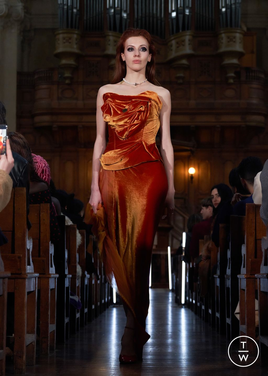 Fashion Week Paris Fall/Winter 2024 look 1 from the Lovelouder collection 女装