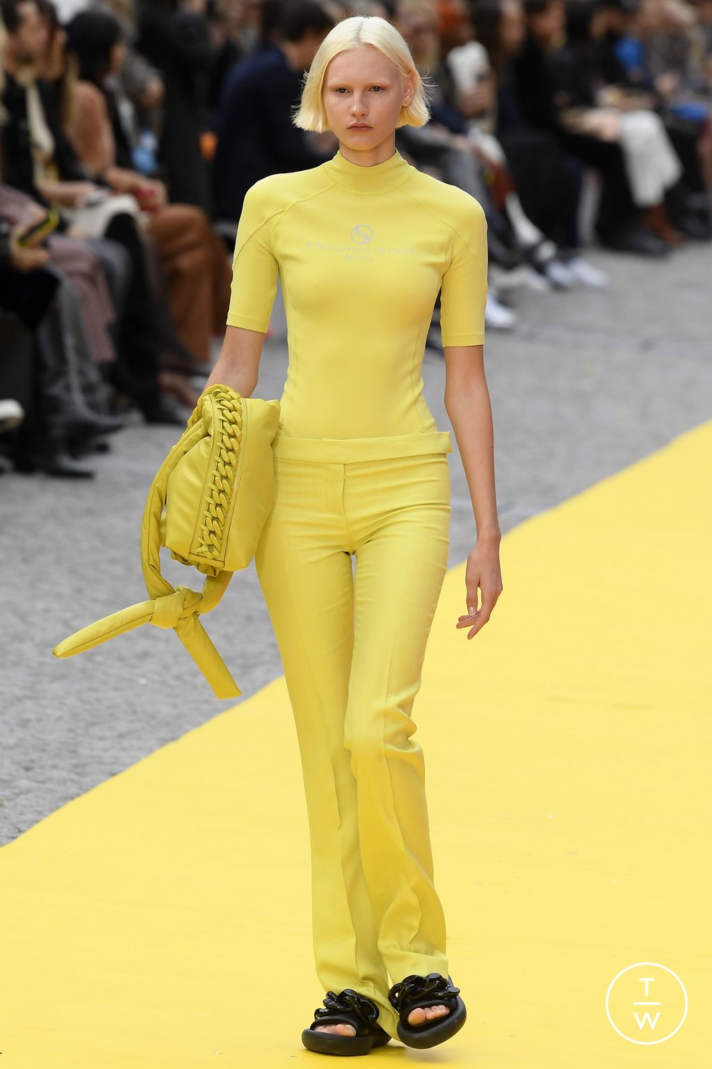 Fashion Week Paris Spring/Summer 2023 look 38 from the Stella McCartney collection womenswear