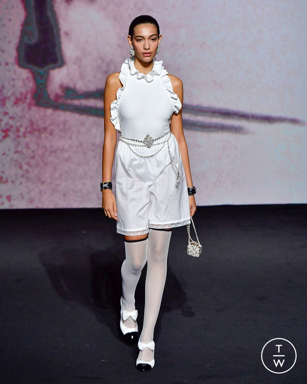 Fashion Week Paris Spring/Summer 2023 look 7 de la collection Chanel womenswear