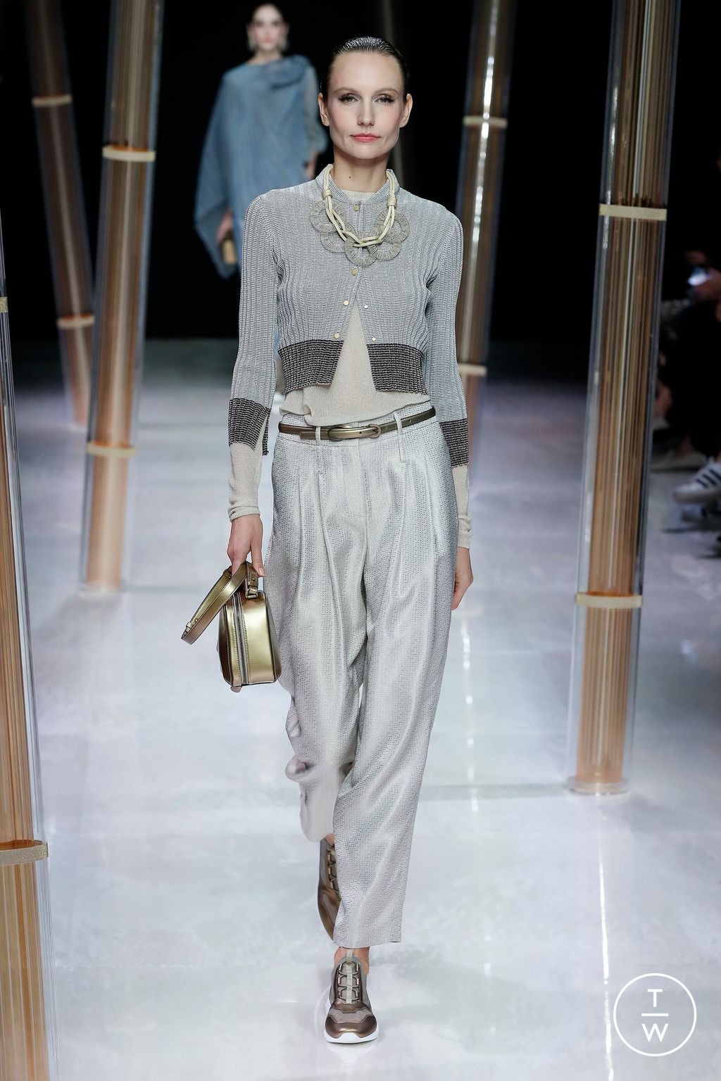 Fashion Week Milan Spring/Summer 2023 look 3 from the Giorgio Armani collection 女装