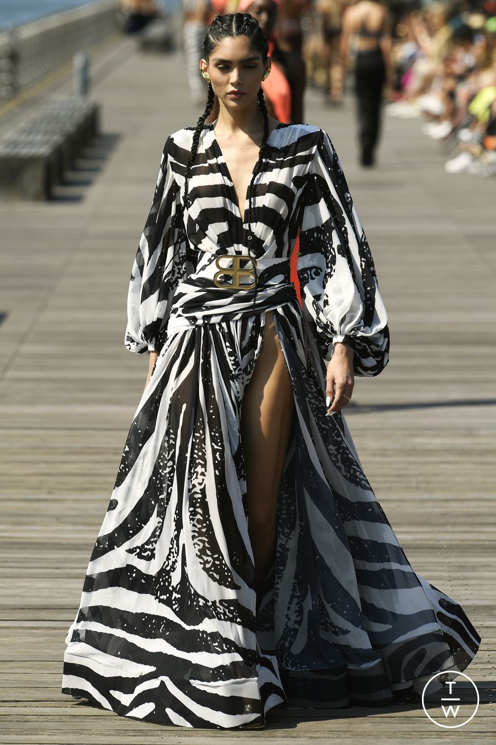 Fashion Week New York Spring/Summer 2023 look 35 from the Bronx & Banco collection womenswear