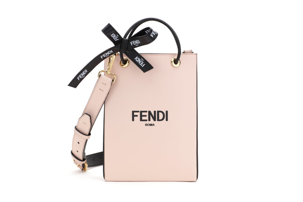 Fashion Week Milan Fall/Winter 2020 look 4 from the Fendi collection womenswear accessories