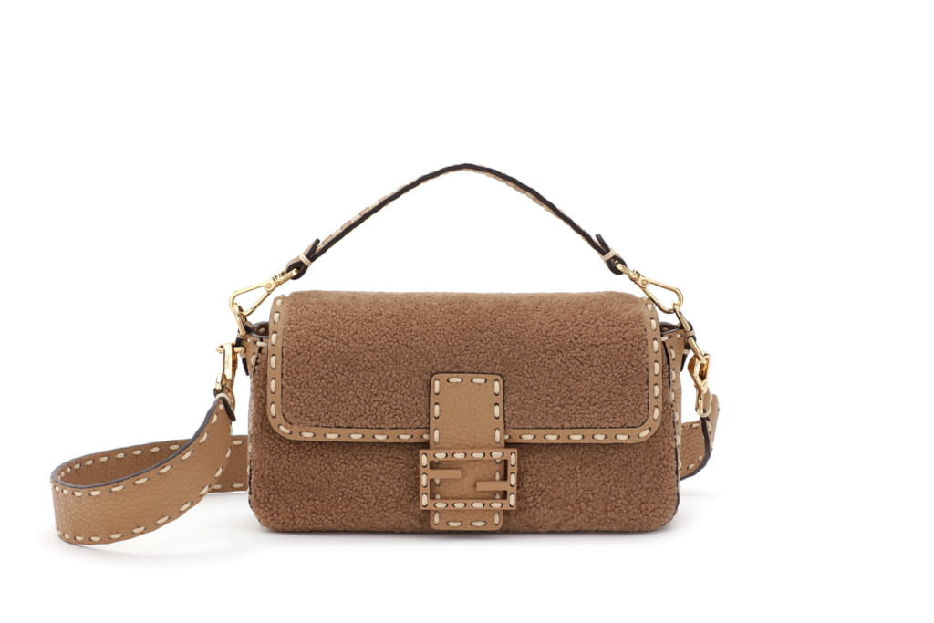 Fashion Week Milan Fall/Winter 2021 look 34 from the Fendi collection womenswear accessories