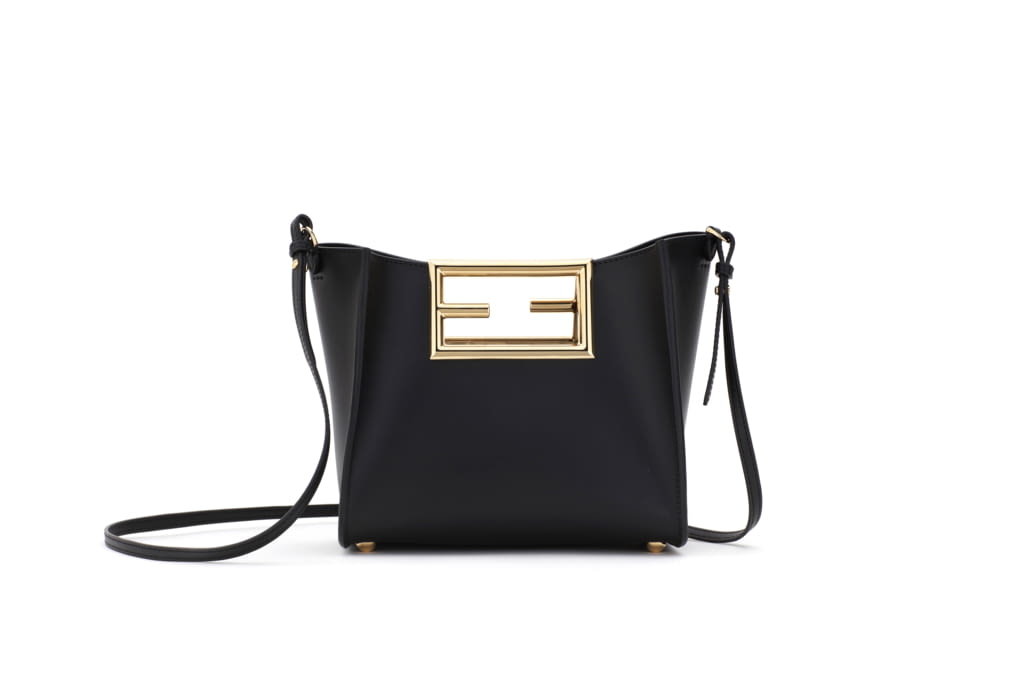 Fashion Week Milan Fall/Winter 2021 look 39 from the Fendi collection womenswear accessories