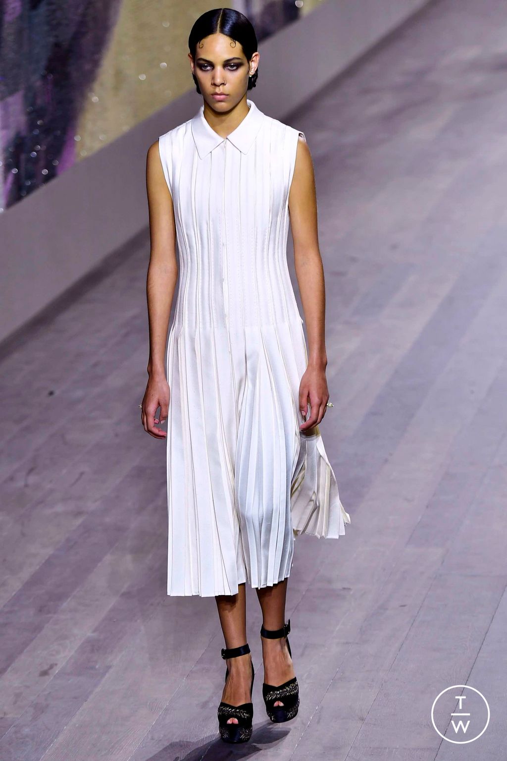 Fashion Week Paris Spring/Summer 2023 look 18 de la collection Christian Dior couture