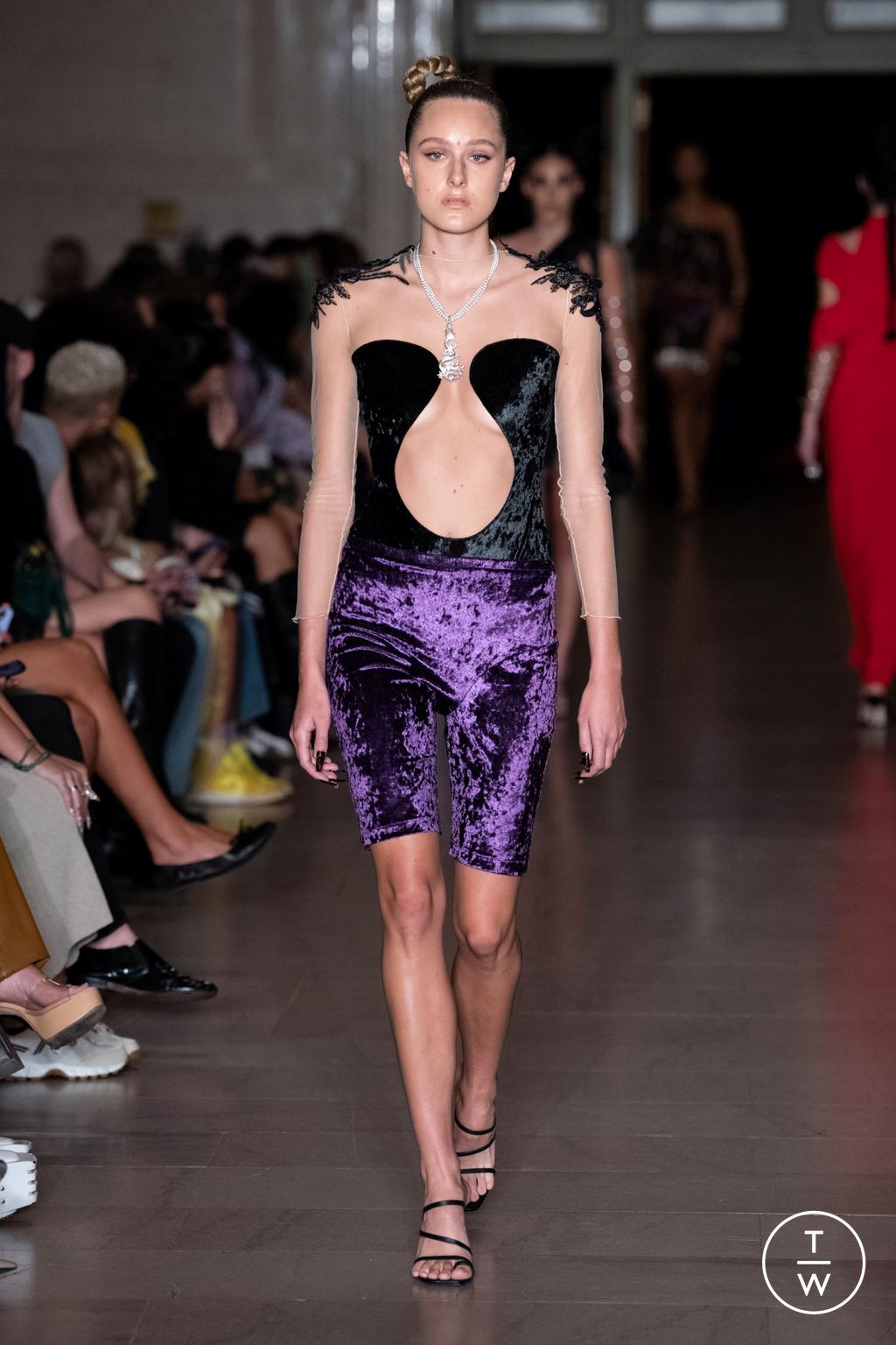 Fashion Week New York Spring/Summer 2023 look 30 de la collection Kim Shui womenswear